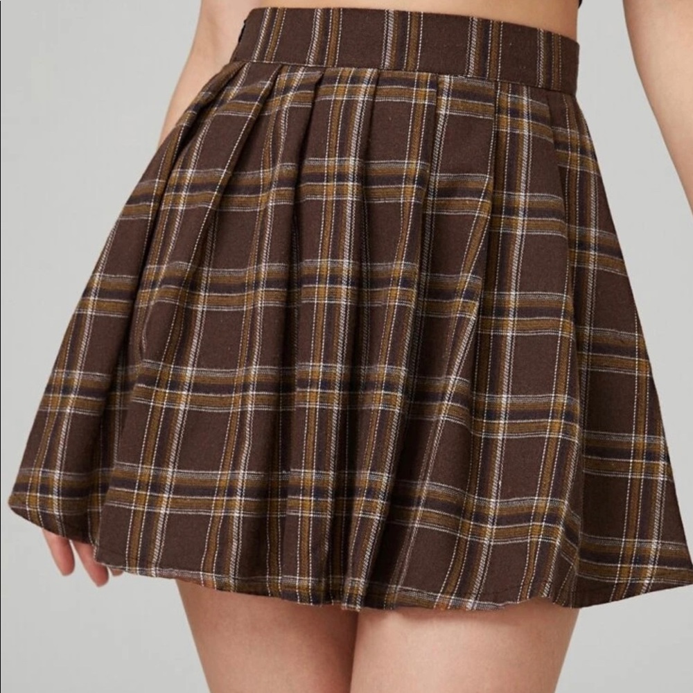 {Dark Academia Style} brown plaid mini skirt adult size small